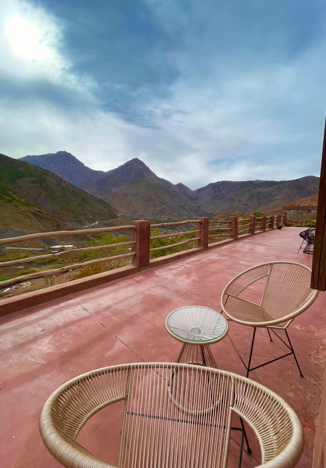 Aux Lumieres Du Toubkal Light Of Toubkal Hotel Imlil  Eksteriør billede